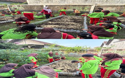 Kegiatan Membersihkan dan Menanam Tanaman Belakang Sekolah